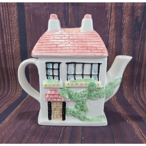 English Tudor House Country Cottage Teapot 7” Tall - Picture 1 of 9